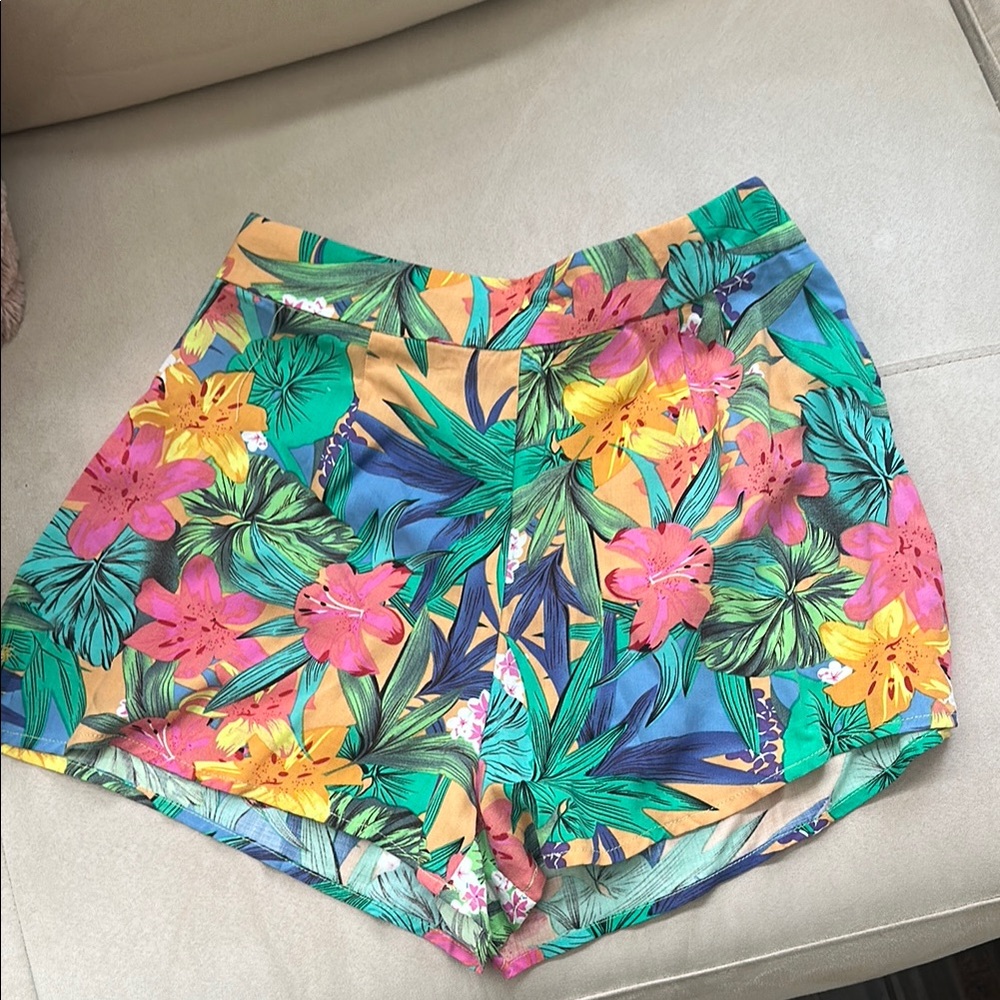 Tropical Floral Women's Shorts